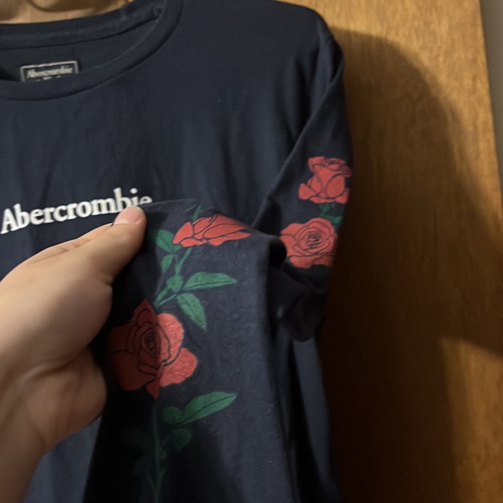 Abercrombie Long Sleeve Mens XS/Women's S